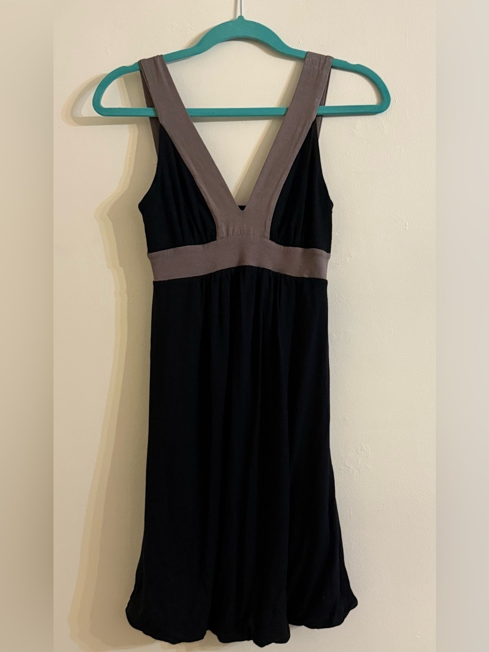 Ella Moss Black Cute Dress With Flair Bottom Size Small